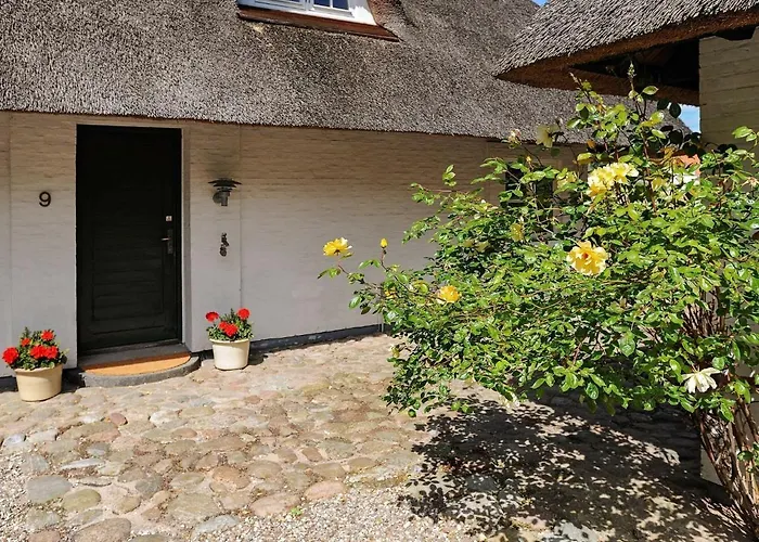 Seaside Charm In Baring - By Traum Holiday home