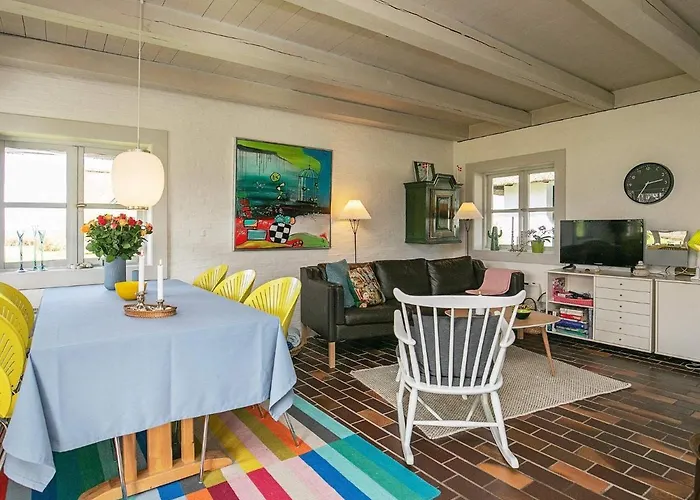 Seaside Charm In Baring - By Traum Asperup